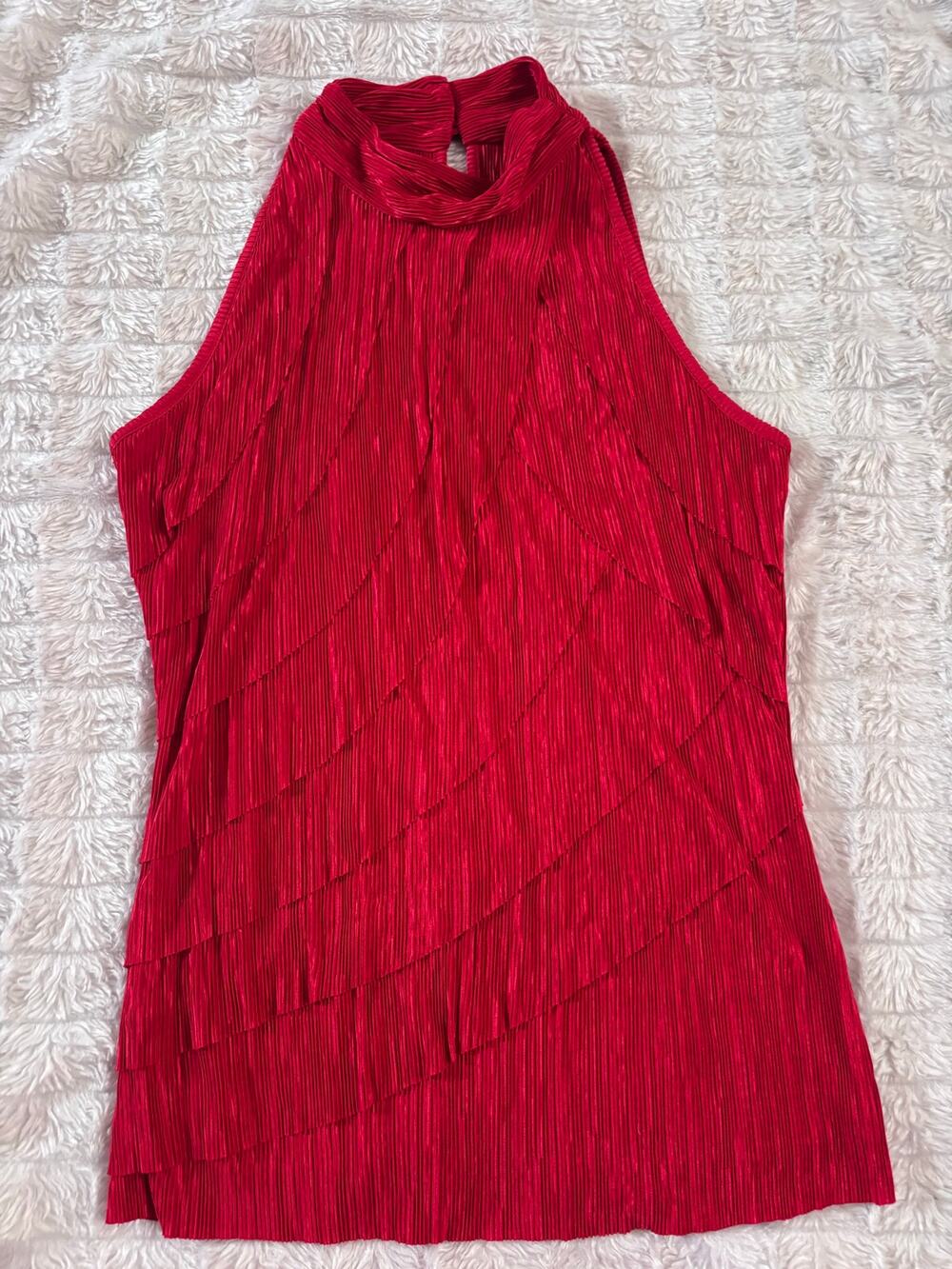 Y2K red sleeveless top